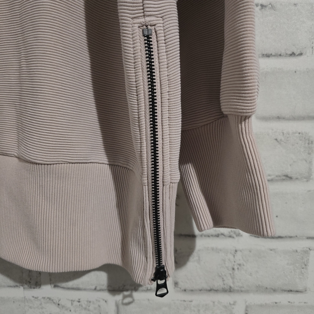 Varley Soft Beige Turtleneck Sweater - Picture 8 of 12